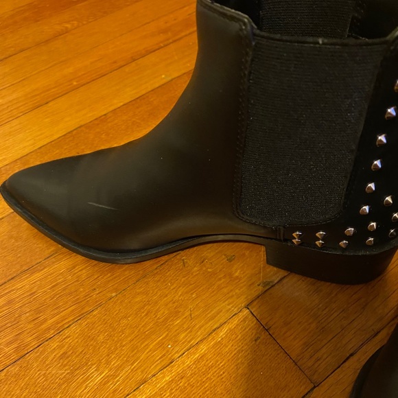 Steave Madden  leather pointy toe booties - Picture 5 of 6